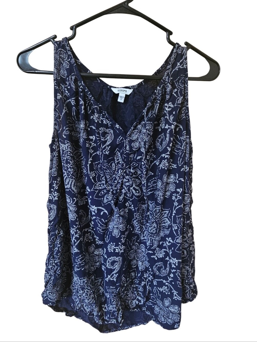 Apt. 9 Navy Floral V-Neck Sleeveless Top